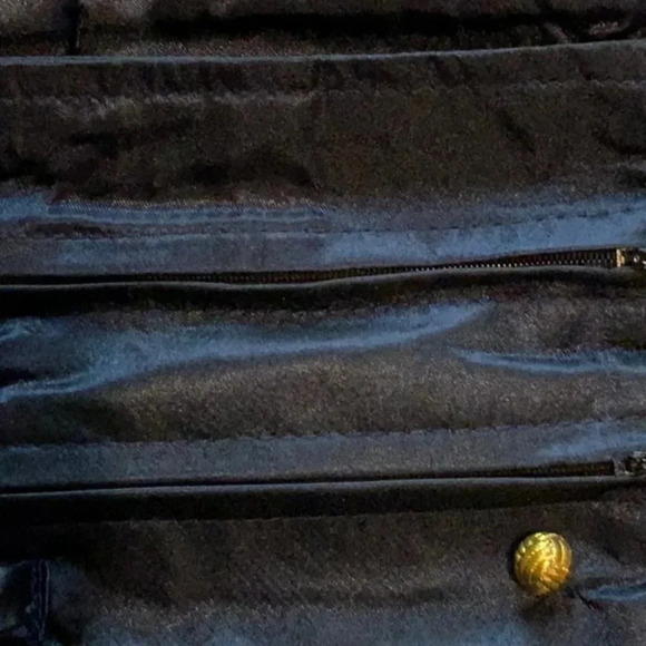 2/$30 VINTAGE Blue/Gold Butterflies Satin Jewellery Roll - Picture 9 of 12